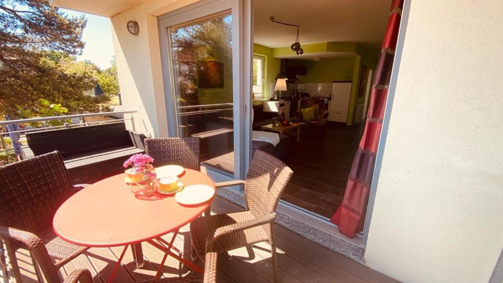 Haus Am Strand Juliusruh Esterno foto